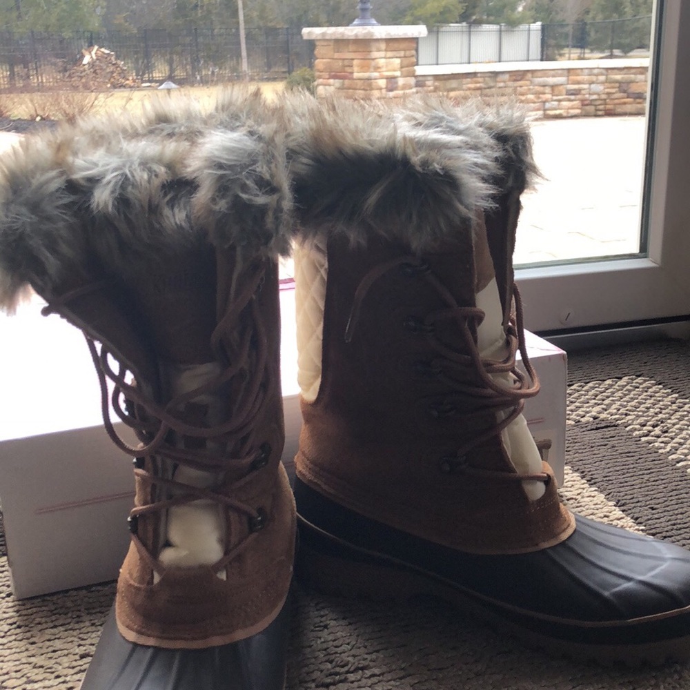 Khombu woman’s boots